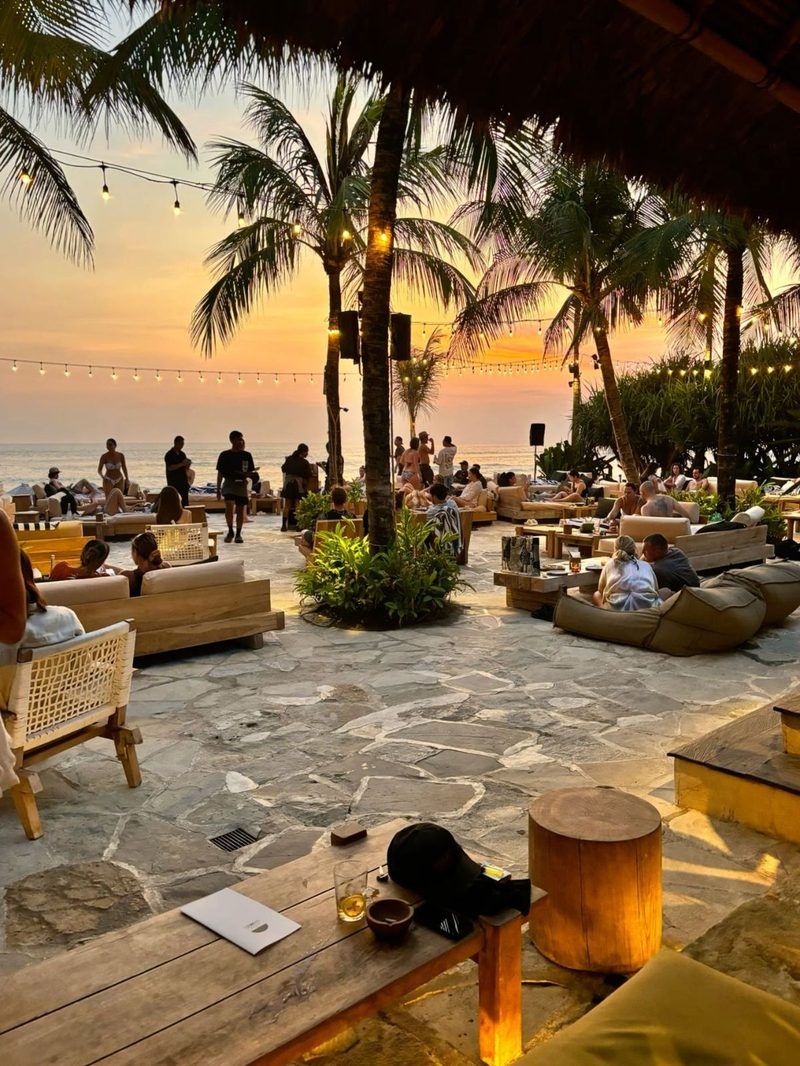 Beach club exclusivo de Uluwatu